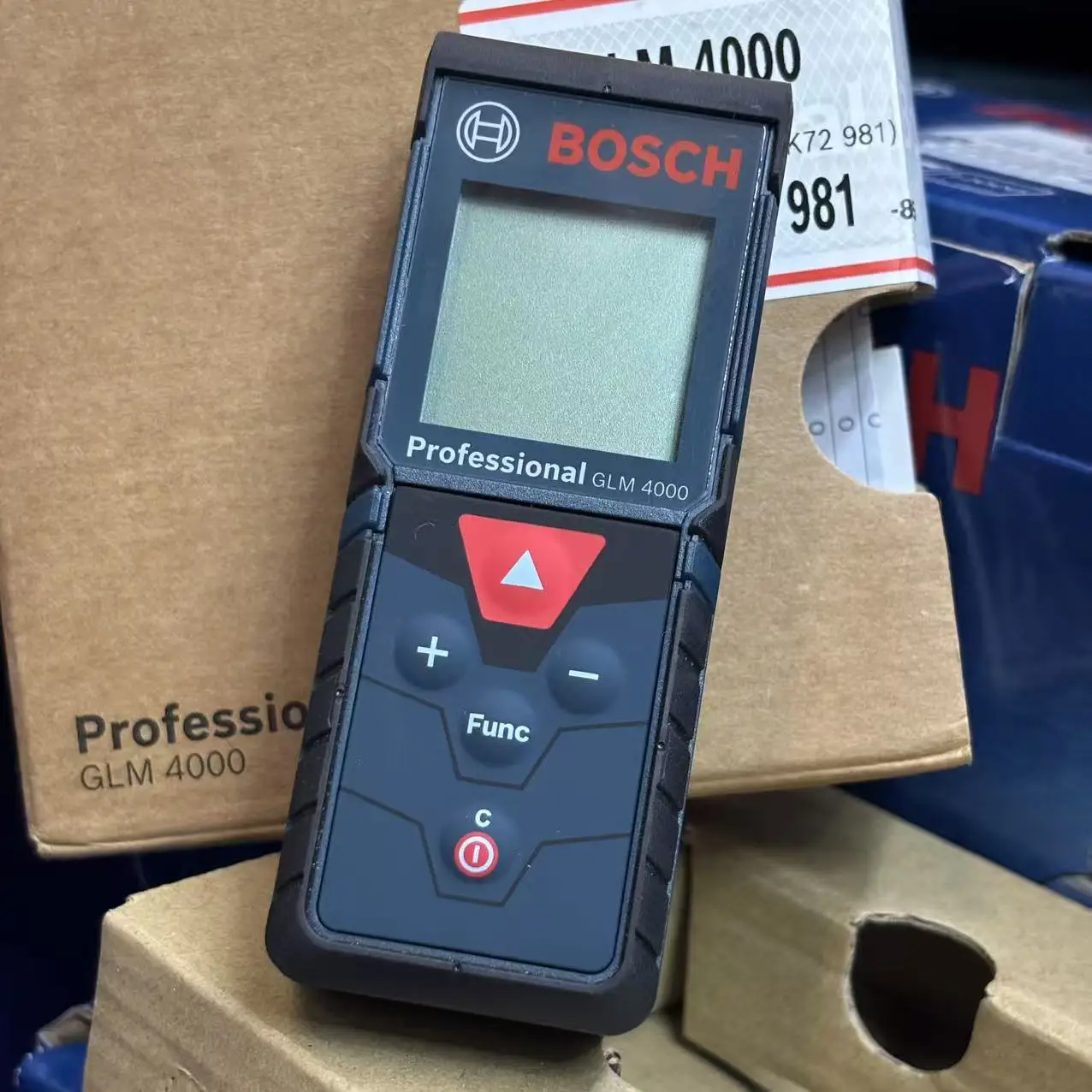 بوش GLM 4000 جهاز قياس المسافة - مراجعة Test Instruments وسعره